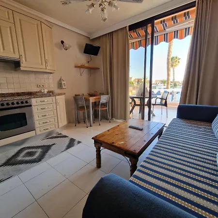 Appartamento Paradise Court 1 Bedroom With Pool,
