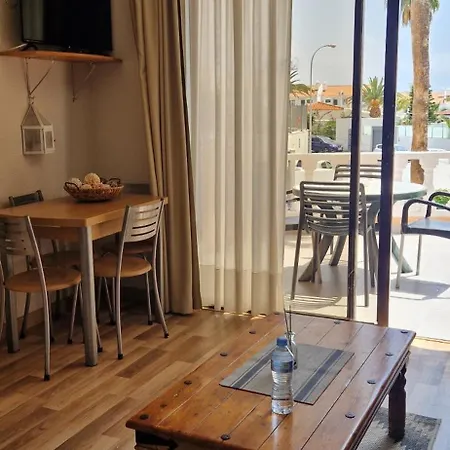 Appartamento Paradise Court 1 Bedroom With Pool,