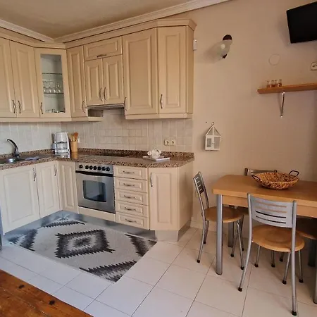 Paradise Court 1 Bedroom With Pool, Apartament Costa Adeje (Tenerife)