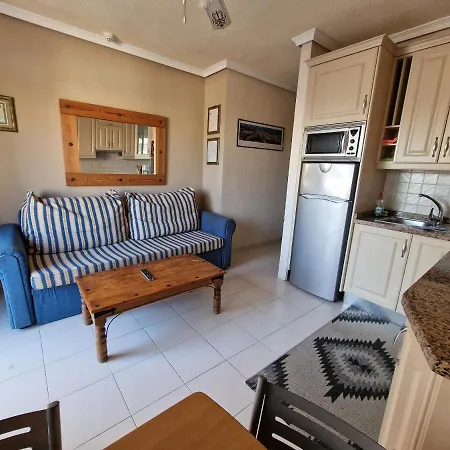 Paradise Court 1 Bedroom With Pool, Apartament Costa Adeje (Tenerife)