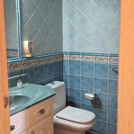 Paradise Court 1 Bedroom With Pool, Apartament