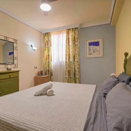 Paradise Court 1 Bedroom With Pool, Apartament Costa Adeje (Tenerife)