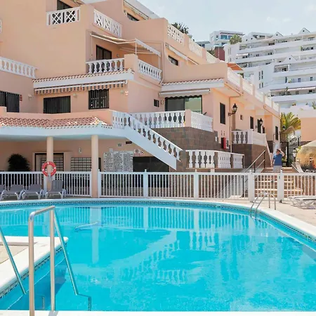 Paradise Court 1 Bedroom With Pool, Apartament